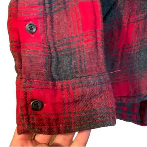 Madewell red plaid button down shirt with pockets! - Picture 13 of 14